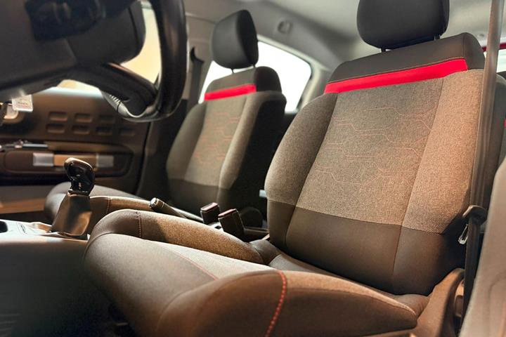 Grå Citroën C3 fra 2017