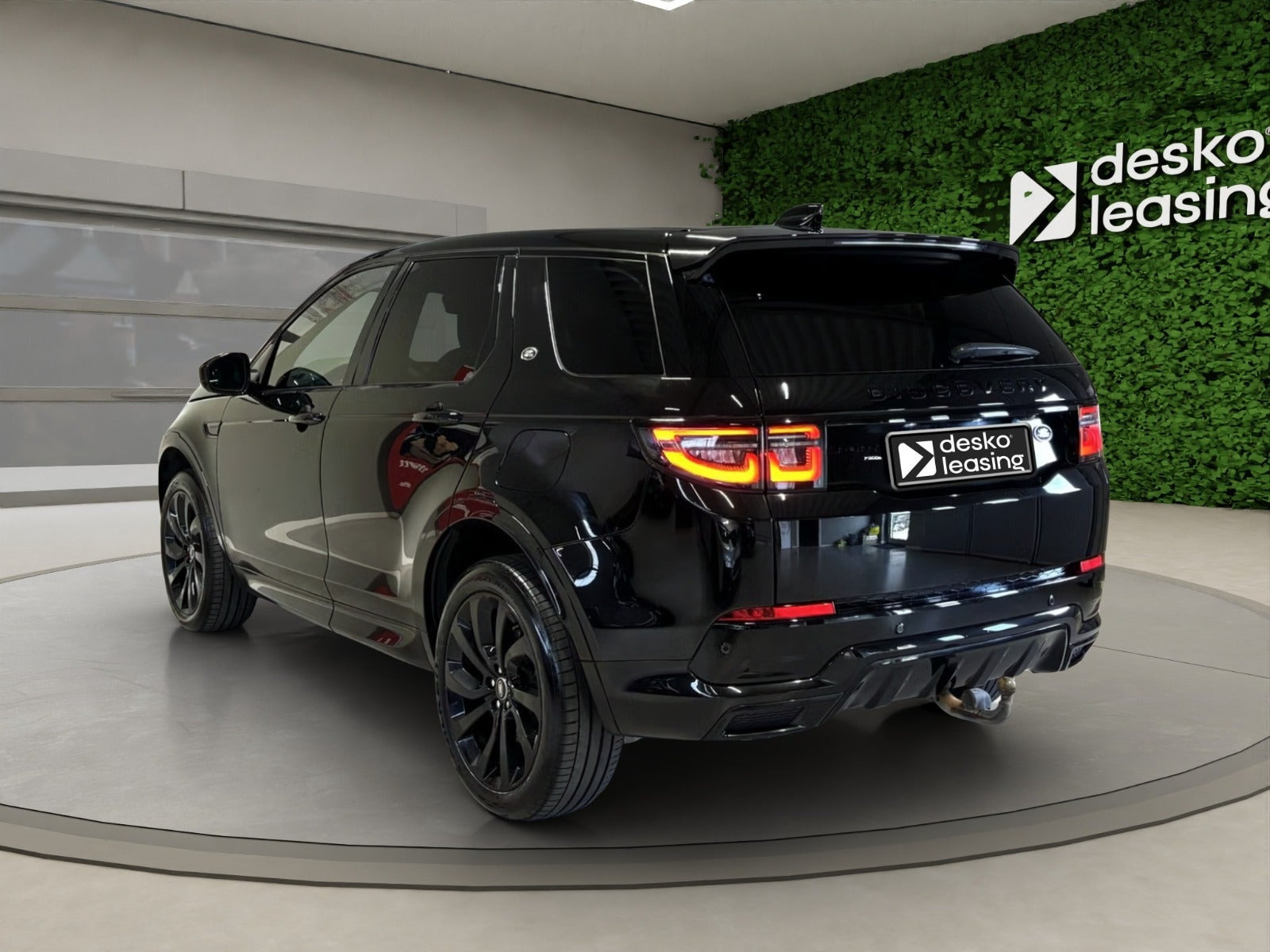 Sort Land Rover Discovery Sport fra 2022