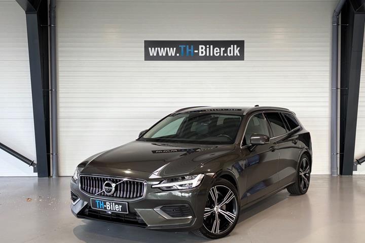 undefined Volvo V60 fra 2021 set udefra