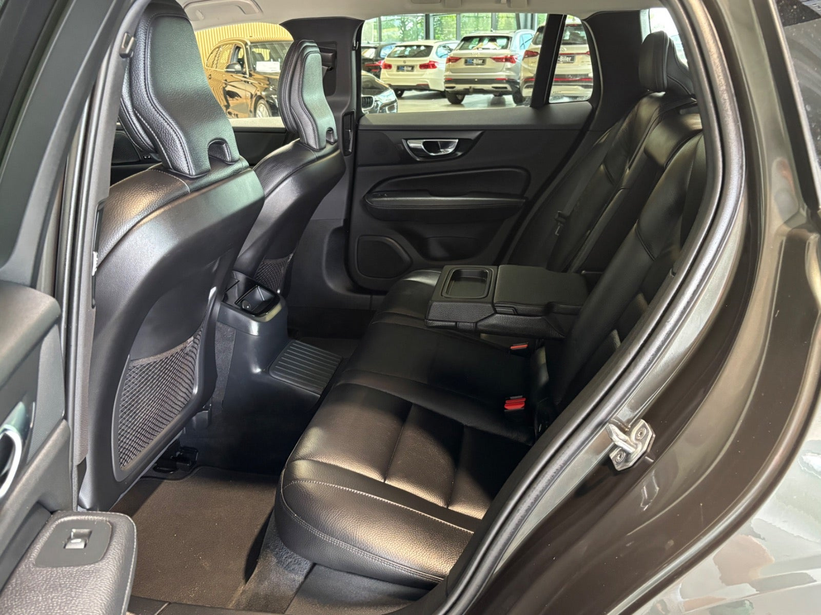 undefined Volvo V60 fra 2021