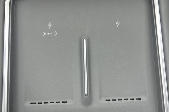 Sort Xpeng G6 fra 2026