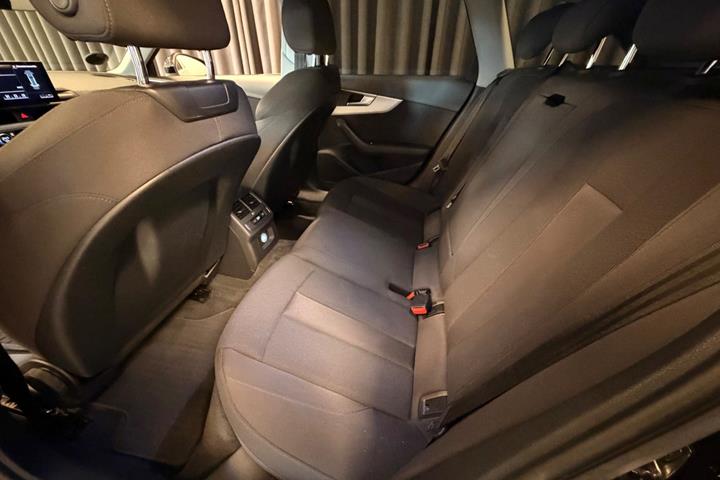 Sort Audi A4 fra 2020