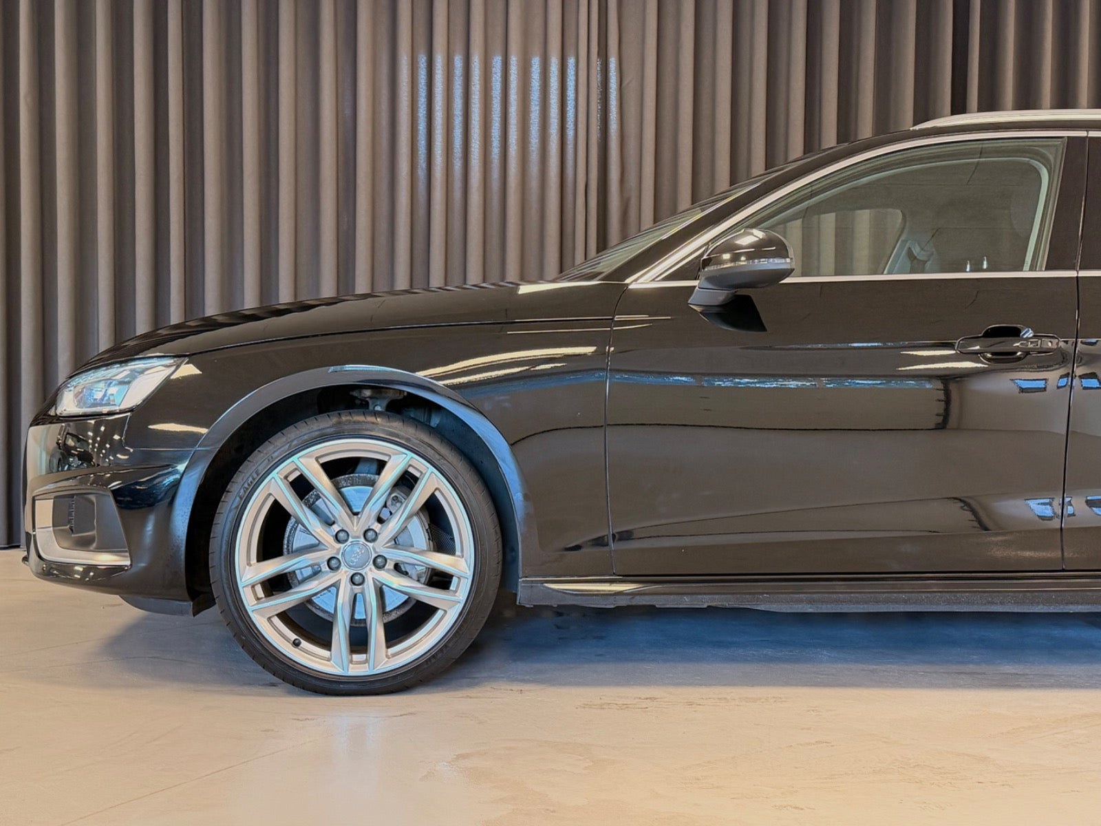 Sort Audi A4 fra 2020