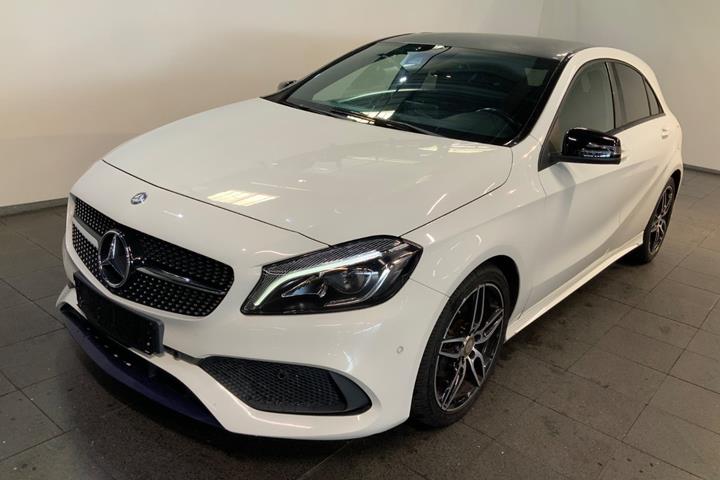 Hvid Mercedes A200 fra 2016 set udefra
