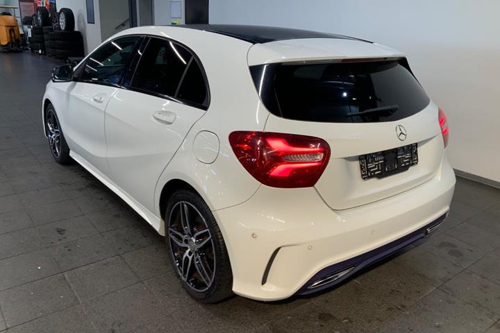 Hvid Mercedes A200 fra 2016