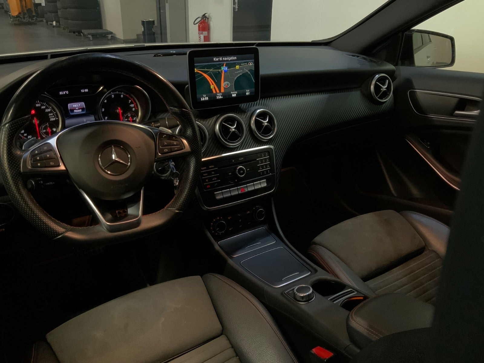 Hvid Mercedes A200 fra 2016