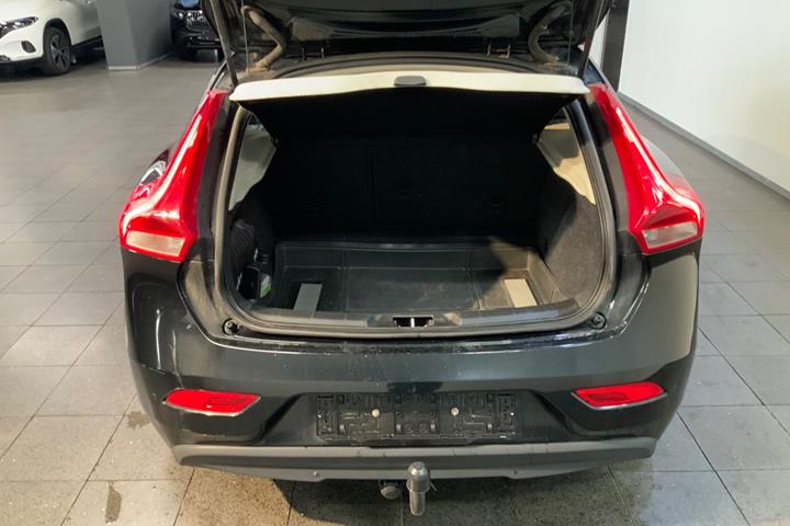 Sort Volvo V40 fra 2015