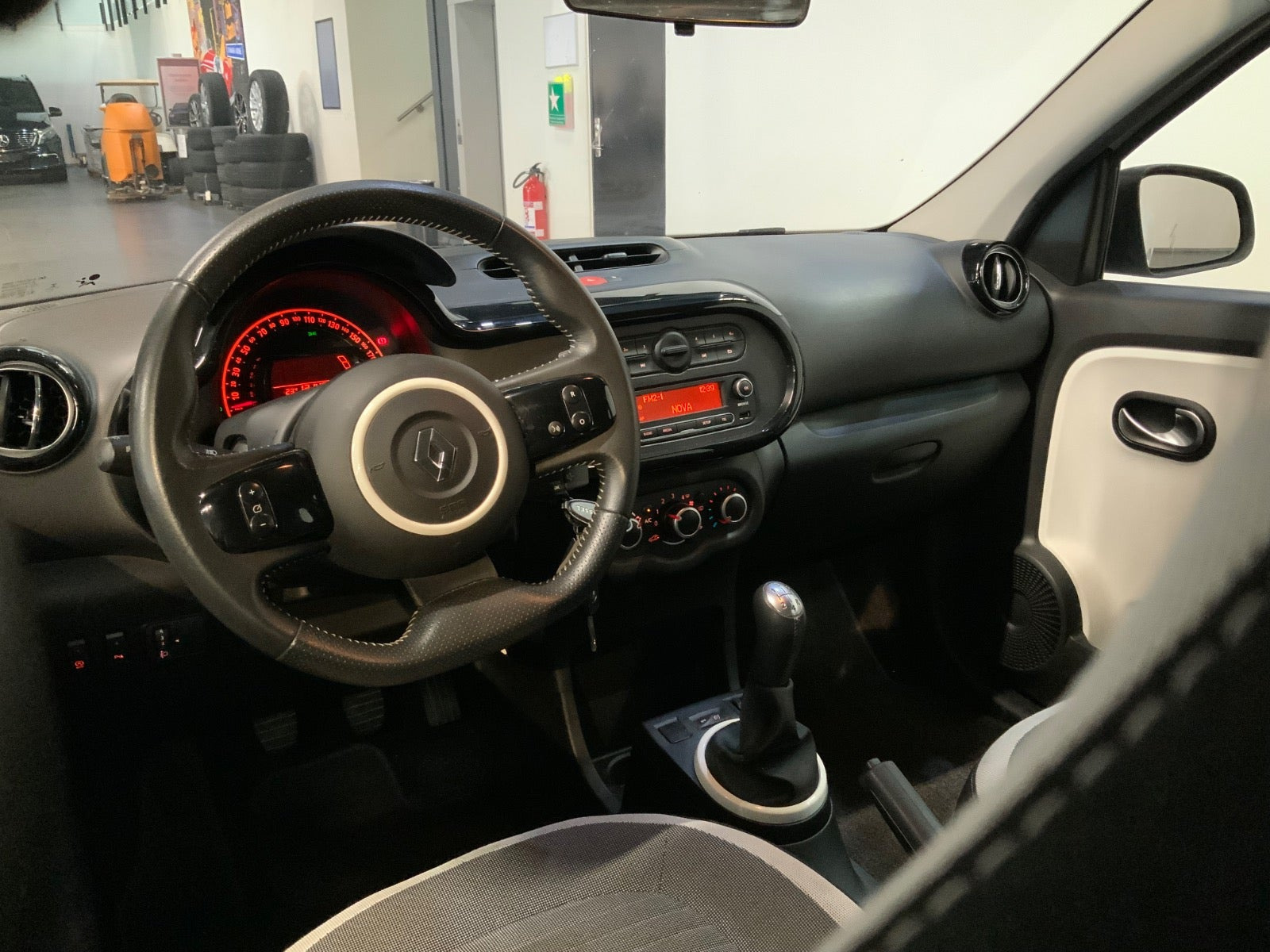 Hvid Renault Twingo fra 2018