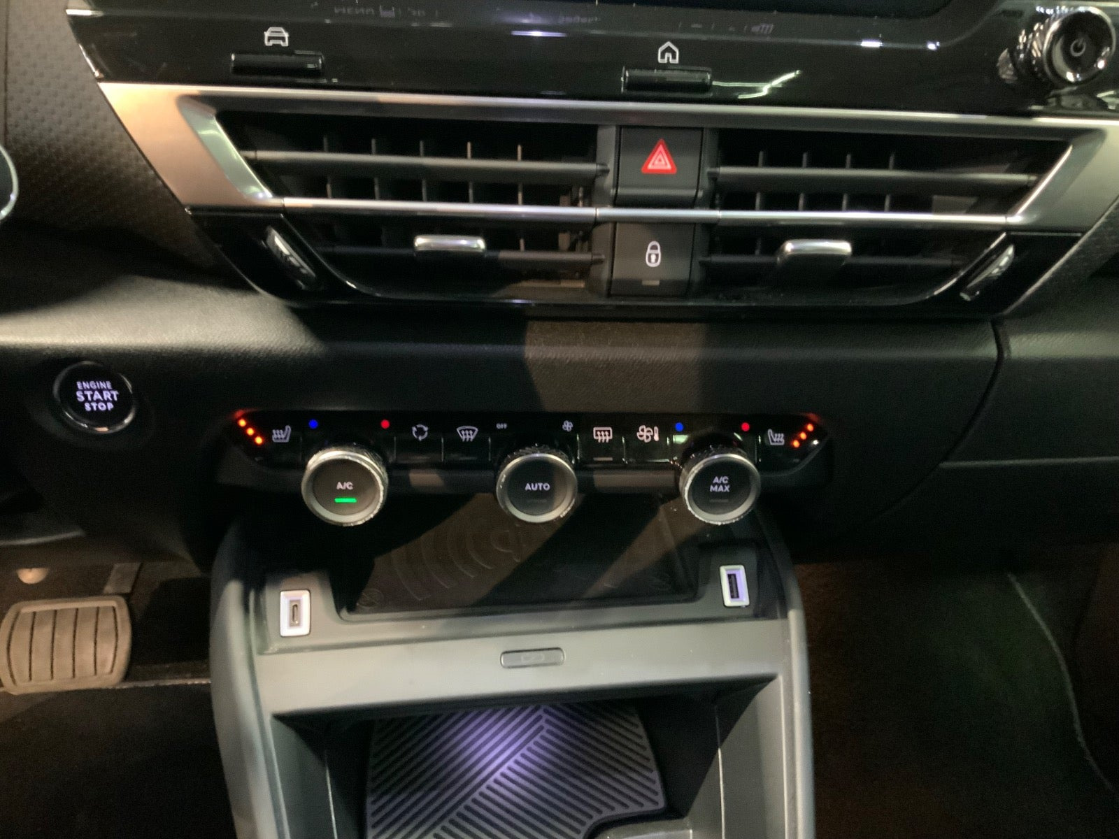 Hvid Citroën C4 fra 2021