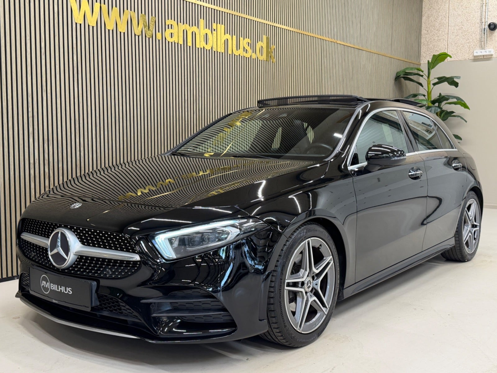 Sort Mercedes A200 fra 2018