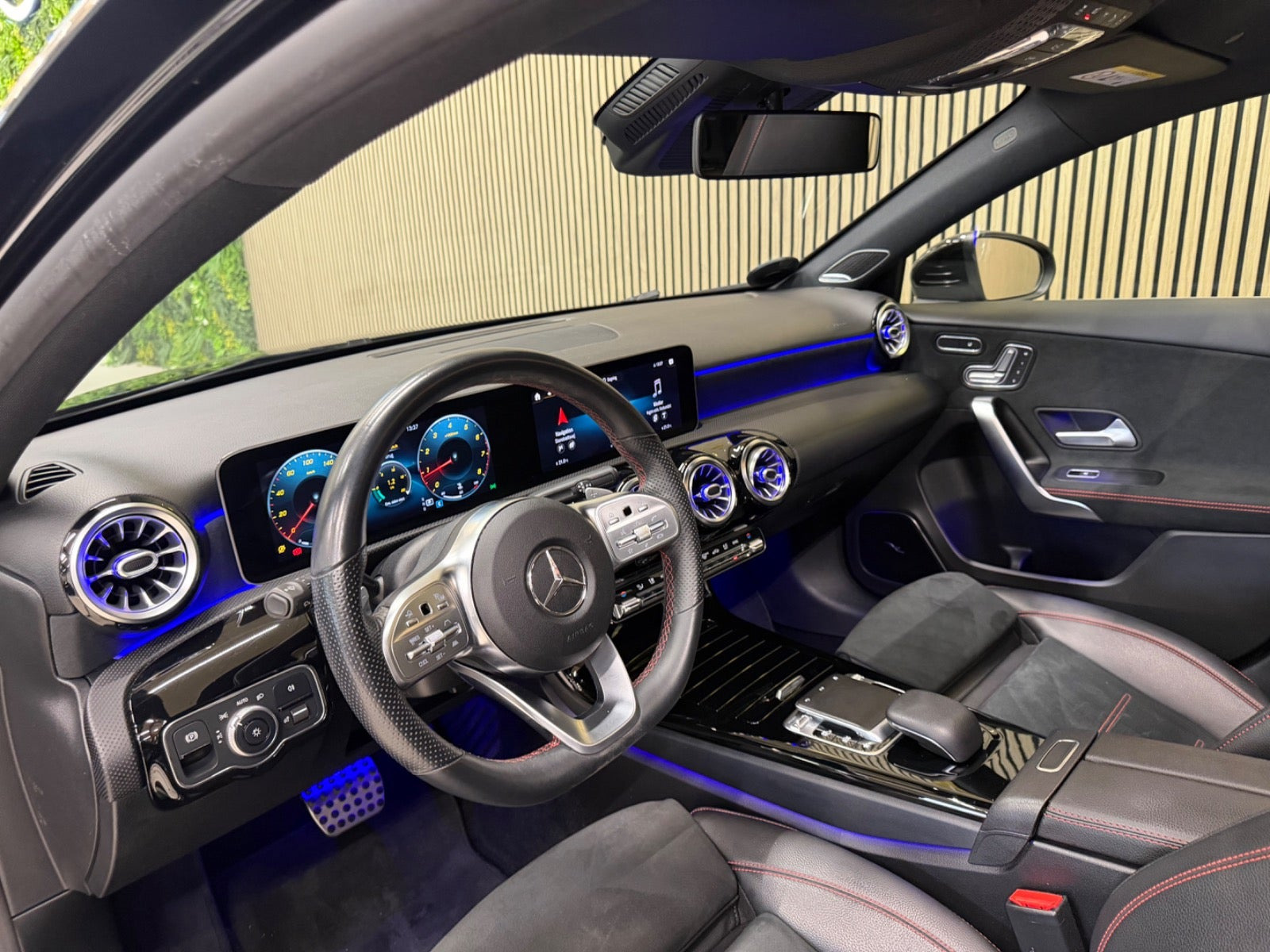 Sort Mercedes A200 fra 2018