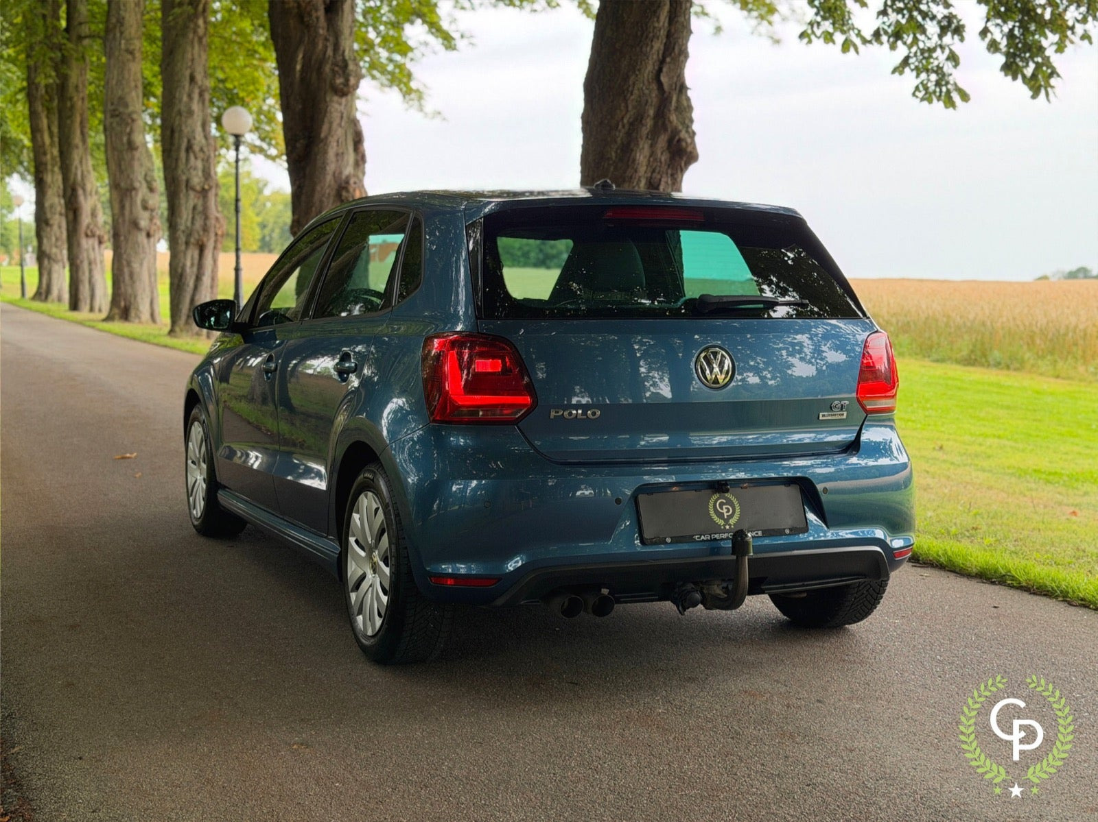 Blå VW Polo fra 2016