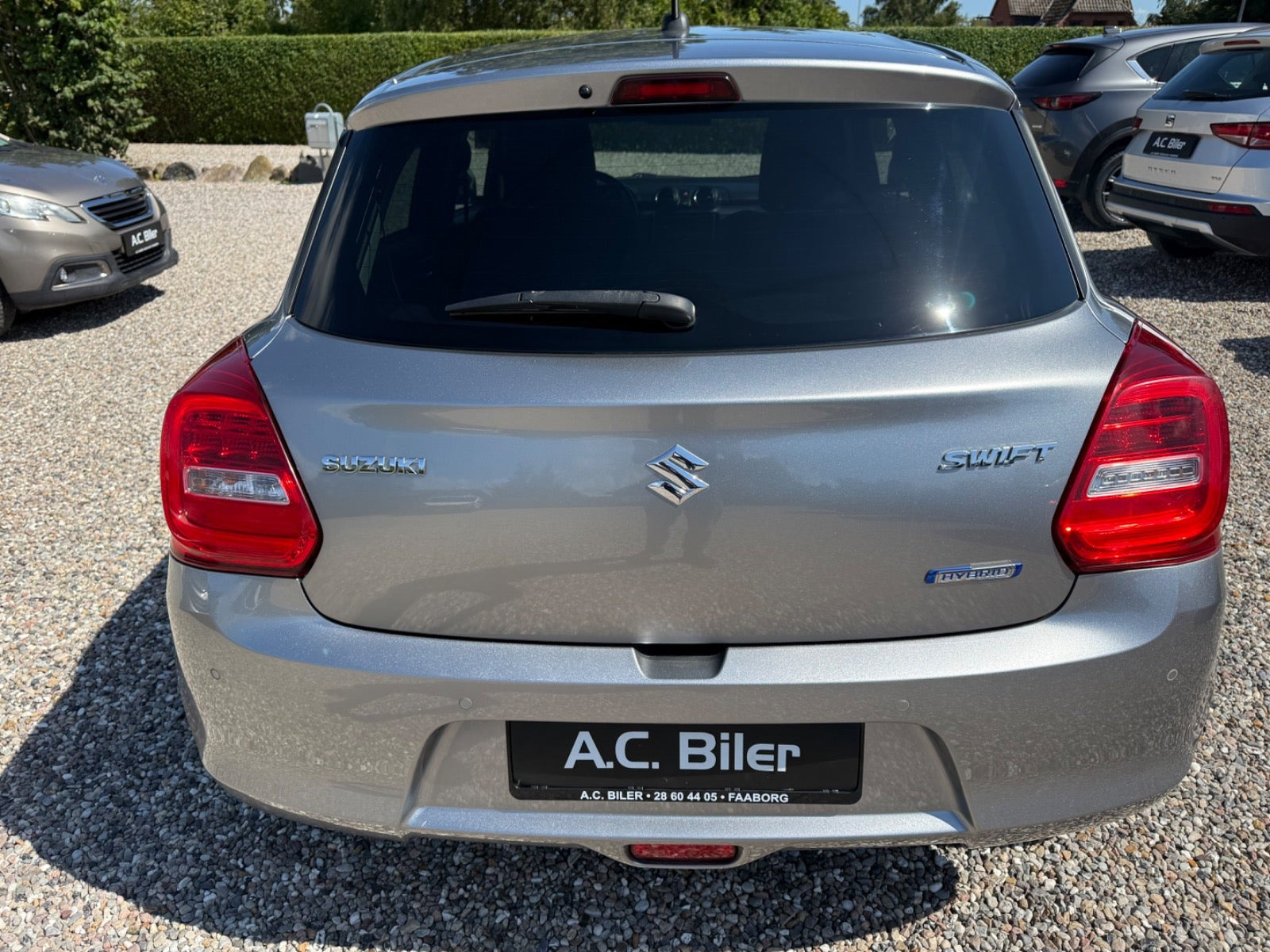 Grå Suzuki Swift fra 2020