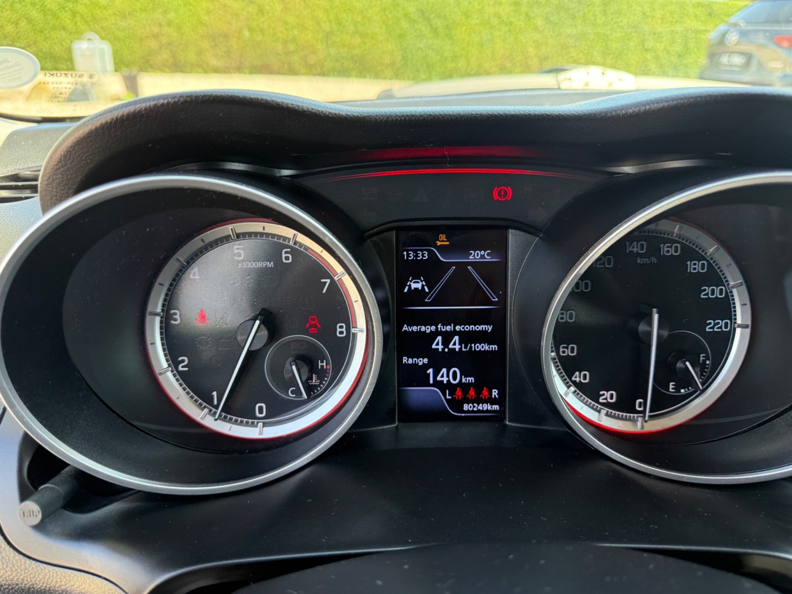 Grå Suzuki Swift fra 2020