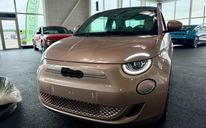 Fiat 500e 42 la Prima Sky