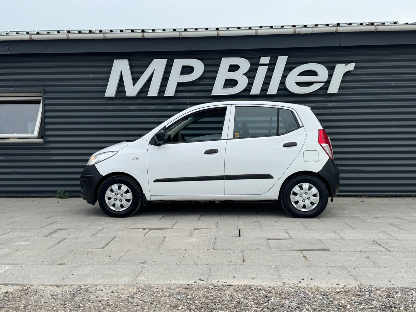 Hvid Hyundai i10 fra 2010