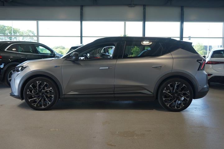 Grå Renault Scenic E-Tech fra 2024
