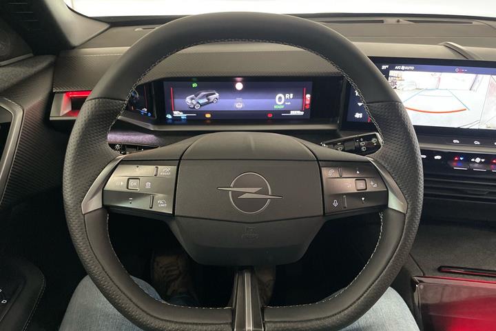 Sort Opel Grandland-e fra 2025