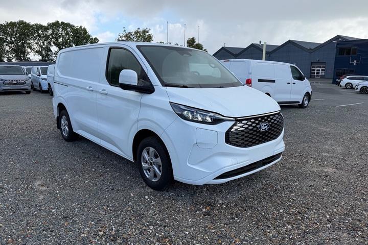 Hvid Ford E-Transit Custom 320 L1 fra 2026