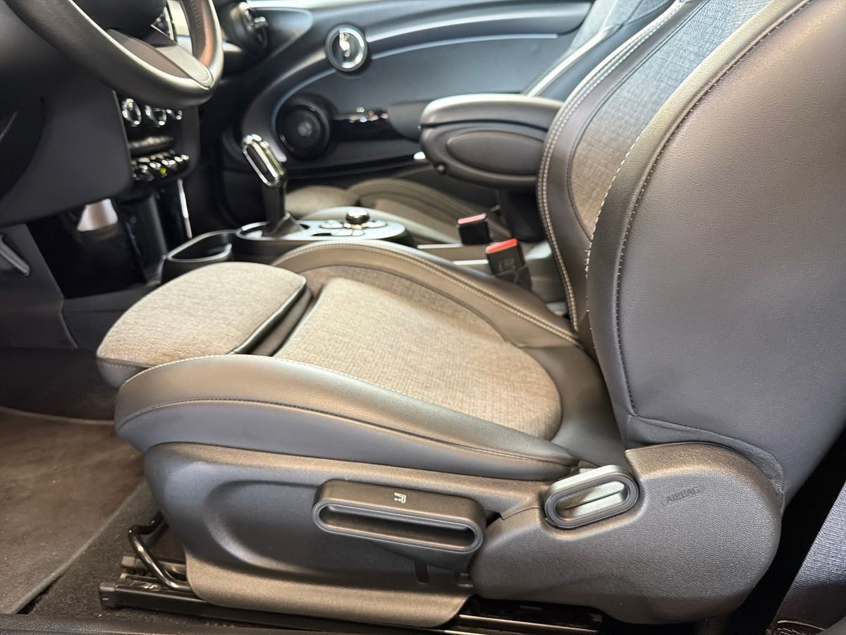Grøn Mini Cooper SE fra 2023