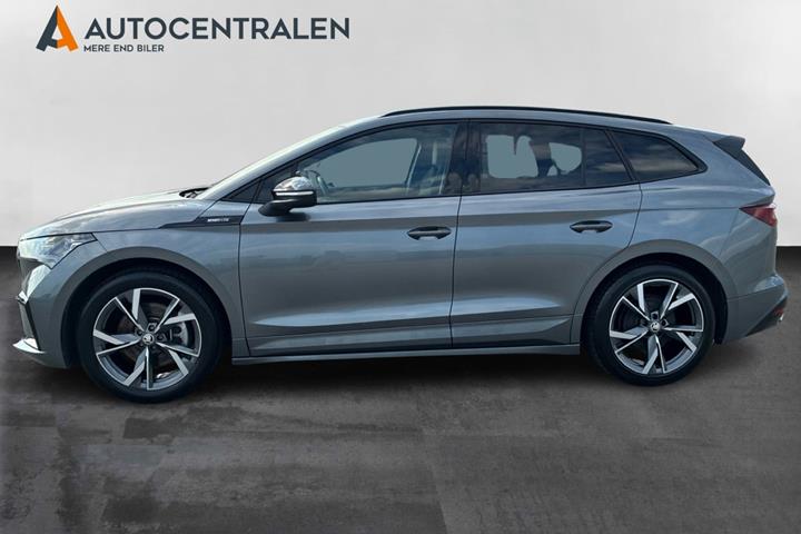 Grå Skoda Enyaq fra 2025
