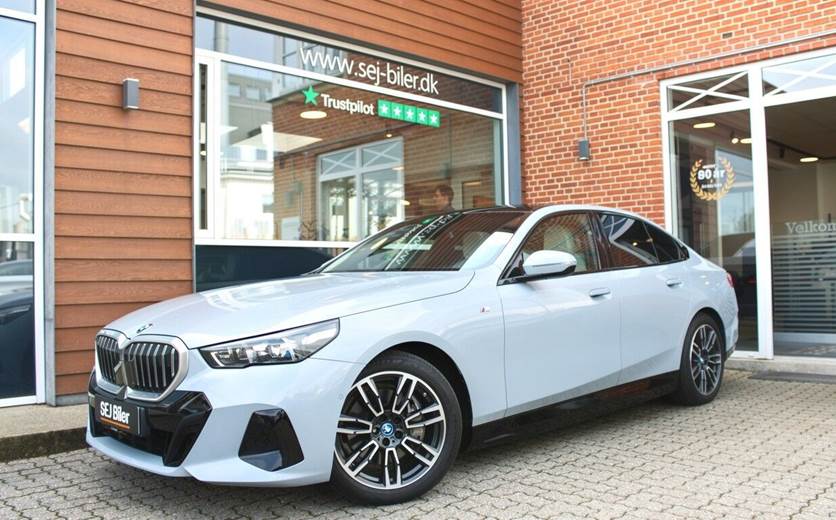 BMW i5 eDrive40 M-Sport