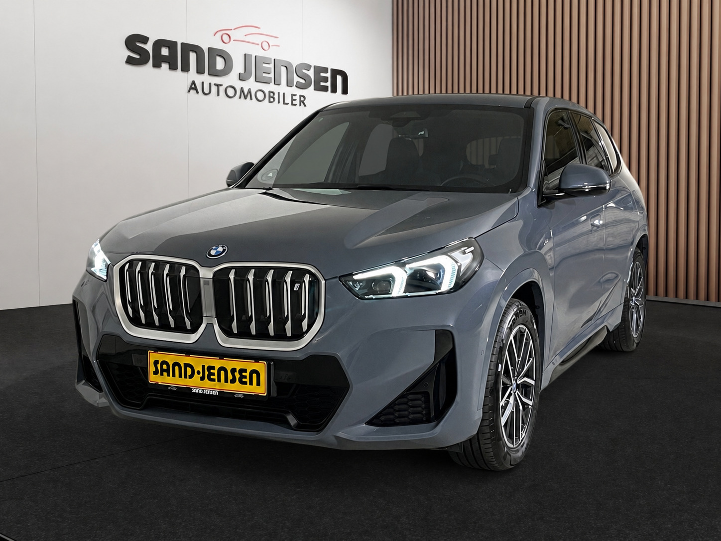 BMW iX1 xDrive30 M-Sport Premium Van