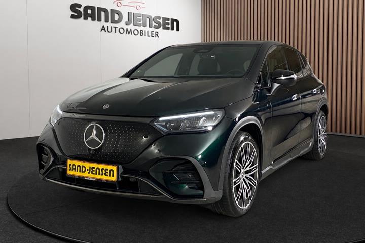 Grøn Mercedes EQE350 SUV fra 2024