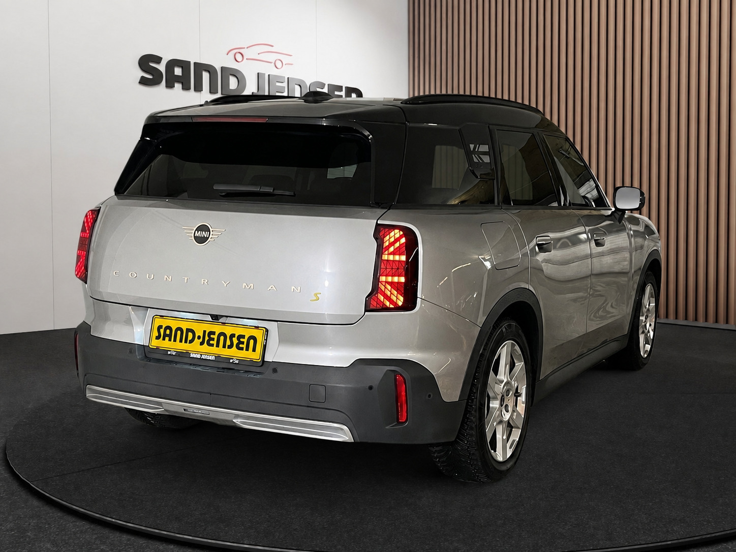 Blå Mini Countryman SE fra 2025