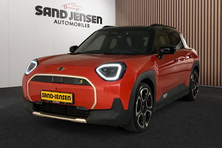 Rød Mini Aceman SE fra 2025 set udefra