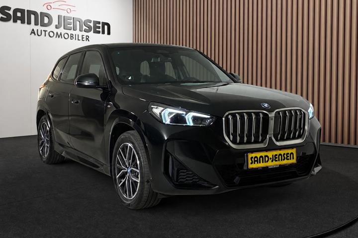 Sort BMW iX1 fra 2024