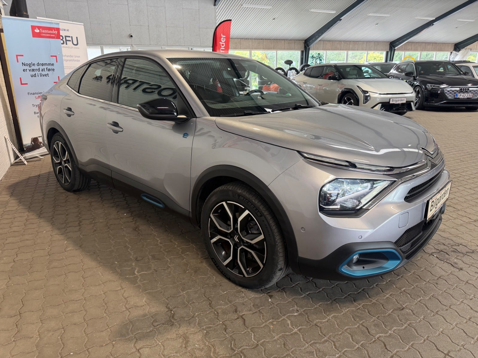 Sølv Citroën ë-C4 X fra 2023