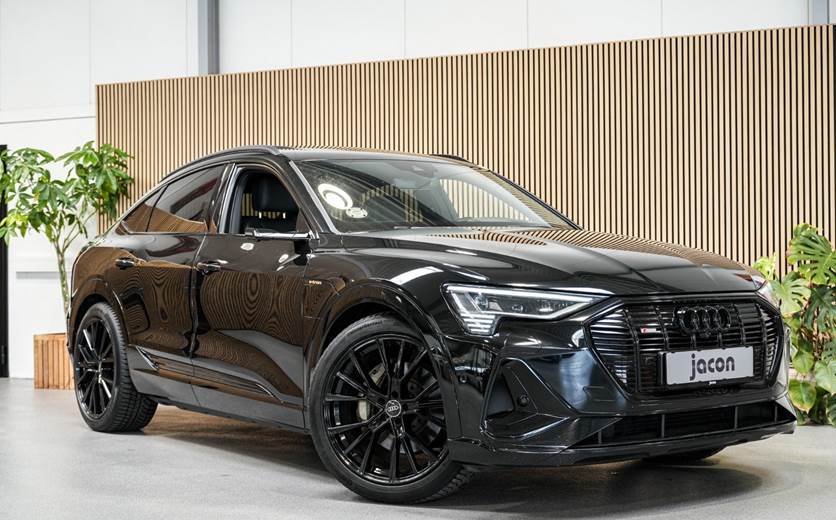 Audi e-tron 55 S-line Sportback quattro