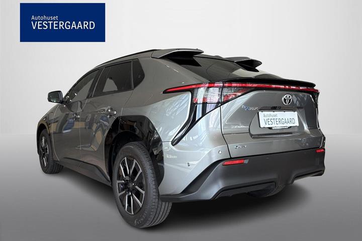 Grå Toyota BZ4X fra 2025