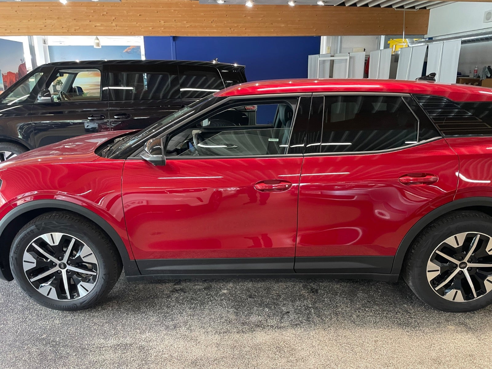 Rød Ford Explorer fra 2025