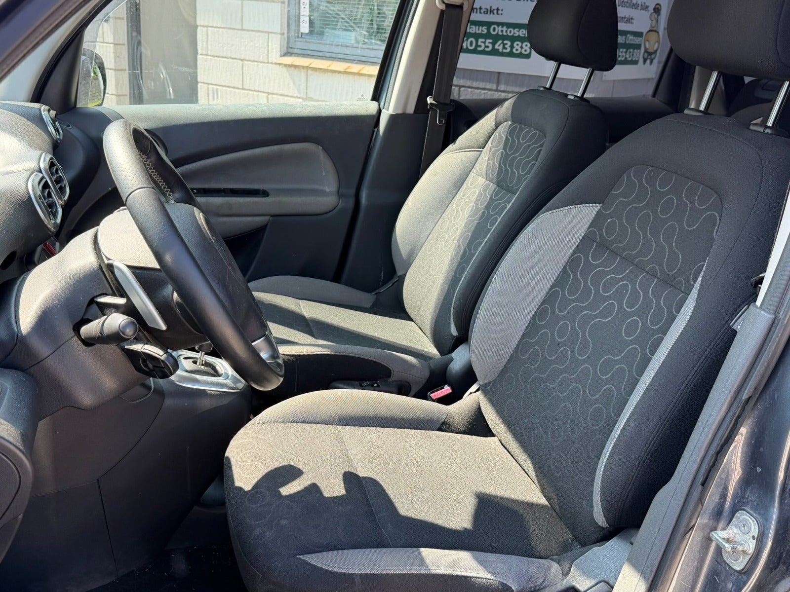 Grå Citroën C3 Picasso fra 2012