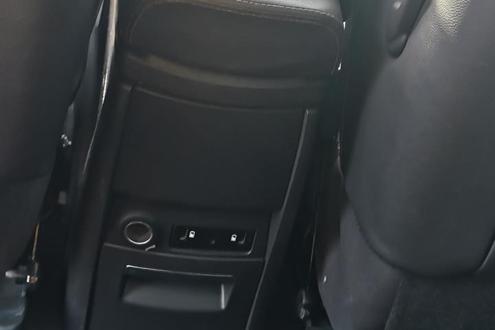 Sort Renault Espace fra 2015