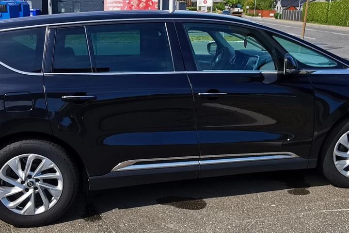 Sort Renault Espace fra 2015
