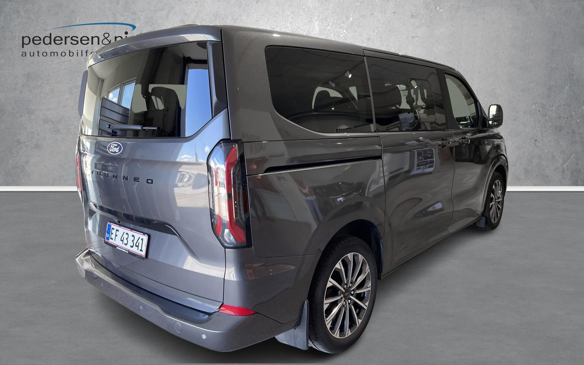 undefined Ford Tourneo Custom fra 2024