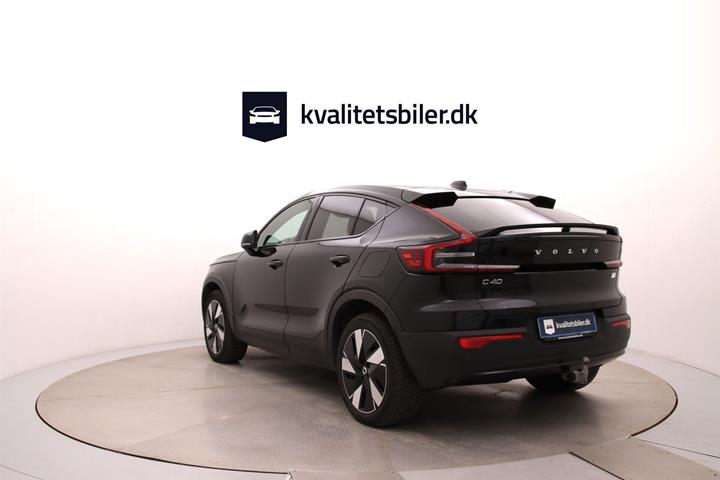 Sort Volvo C40 fra 2023