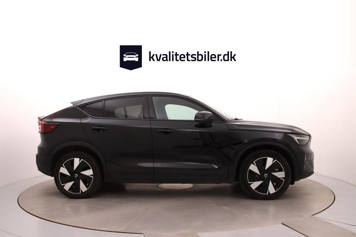 Sort Volvo C40 fra 2023