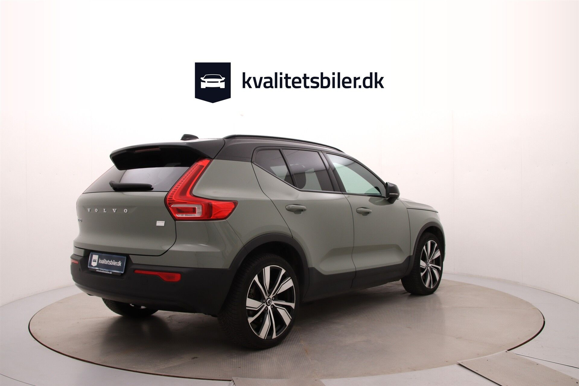 Grøn Volvo XC40 fra 2022