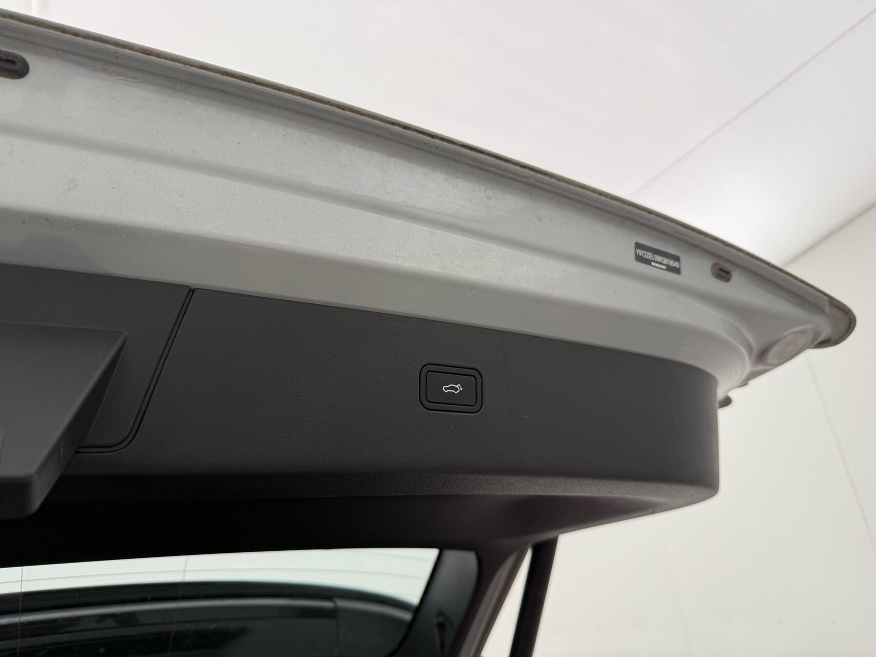 Grå Volvo EX30 fra 2024