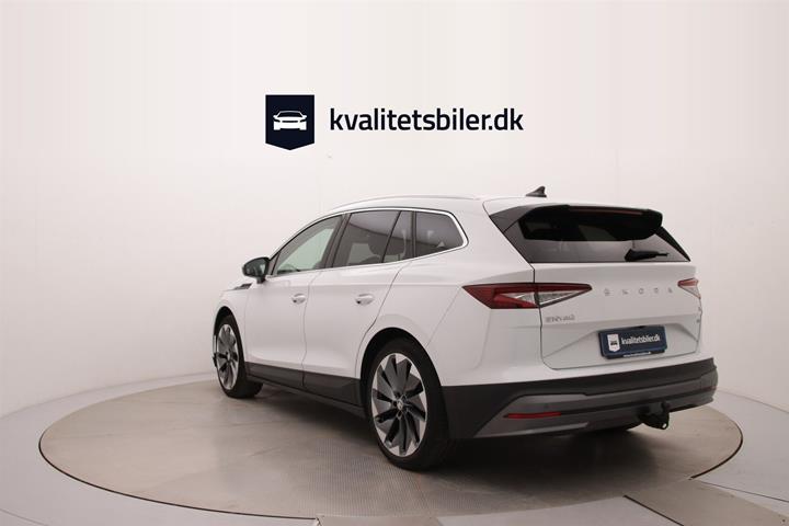 Hvid Skoda Enyaq fra 2021