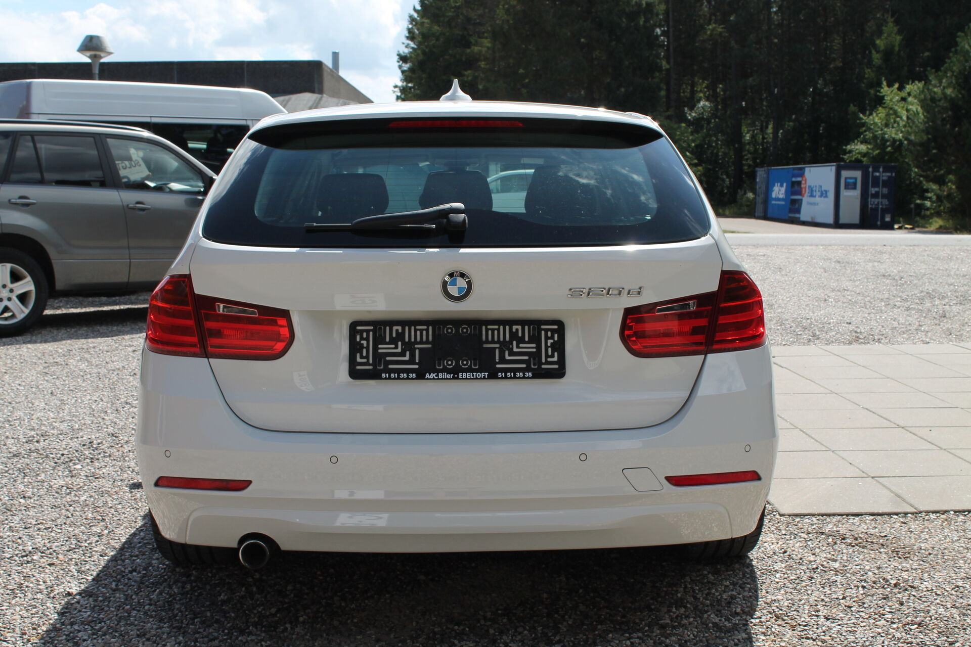 Hvid BMW 320d fra 2014
