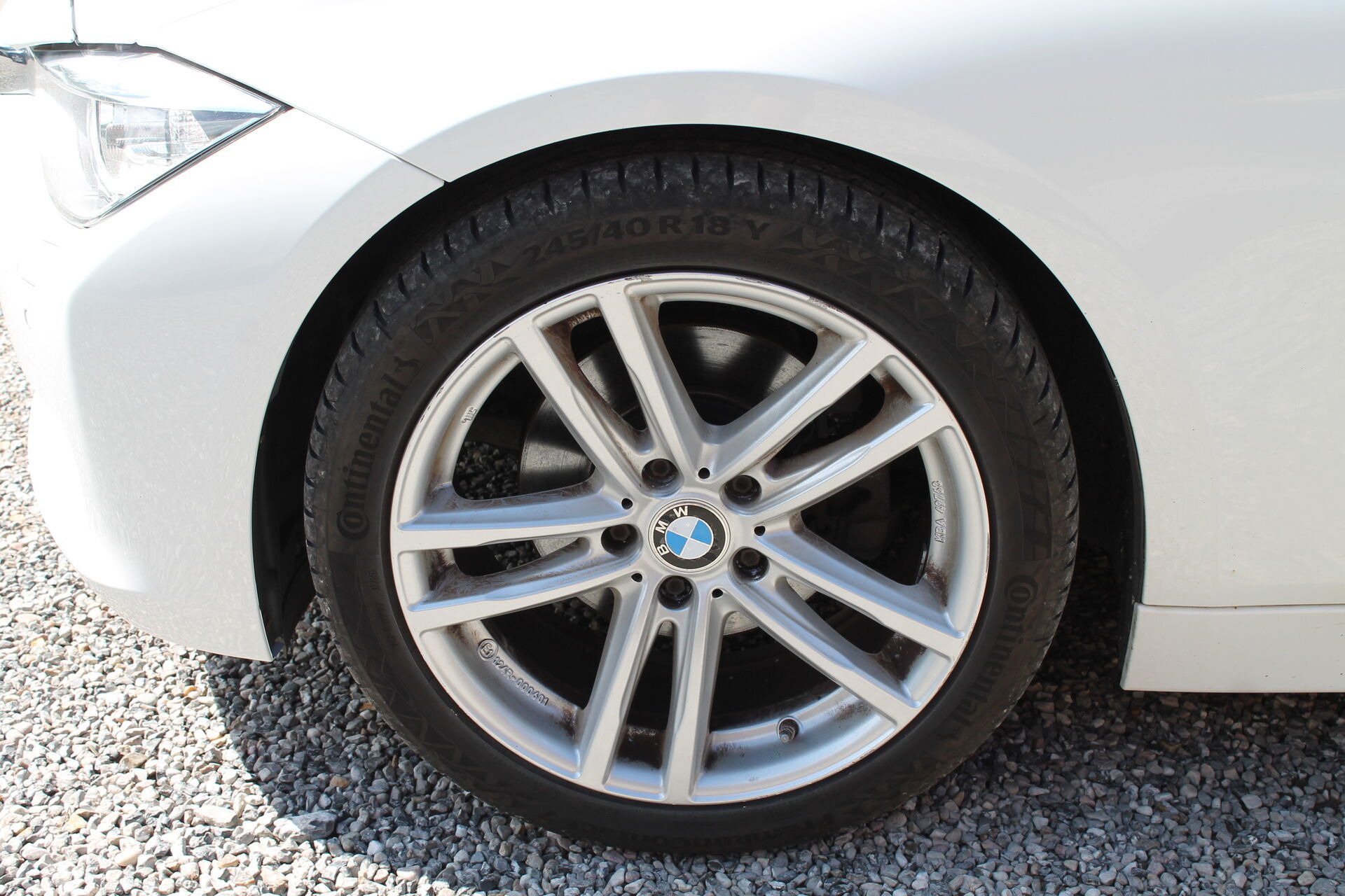Hvid BMW 320d fra 2014