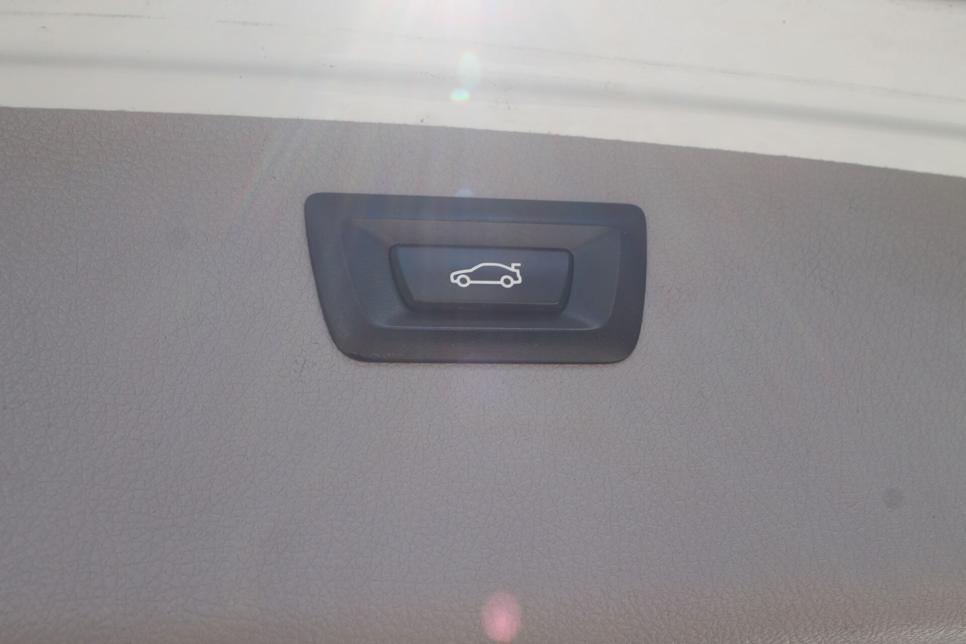 Hvid BMW 320d fra 2014