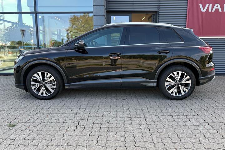 Sort Audi Q4 fra 2023