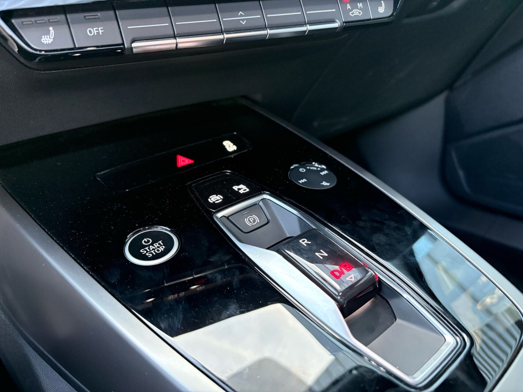 Sort Audi Q4 fra 2023