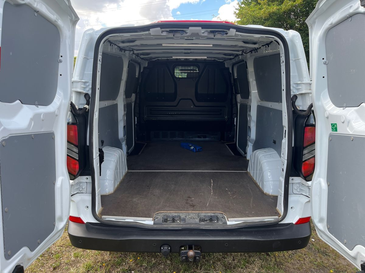 undefined Ford Transit Custom fra 2024